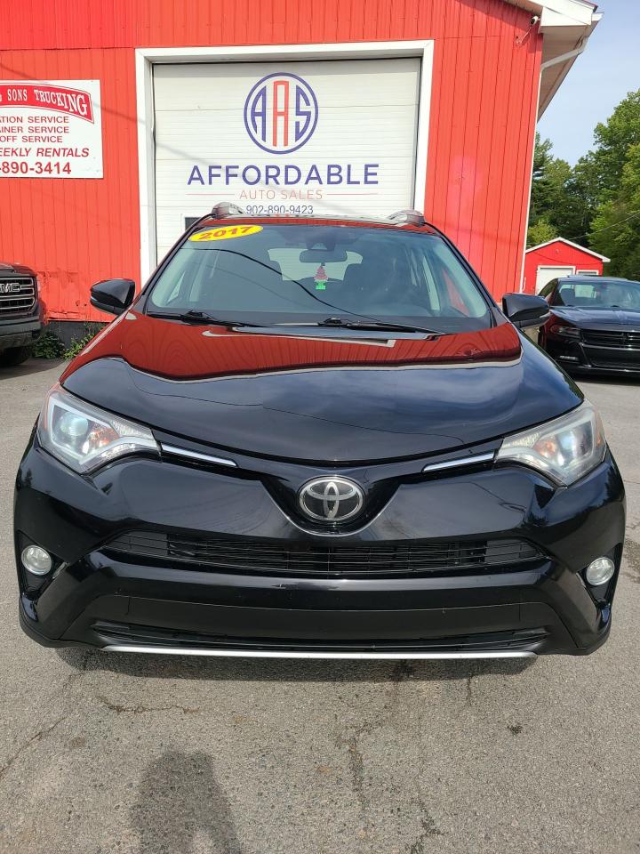 2017 Toyota RAV4 XLE - Photo #3