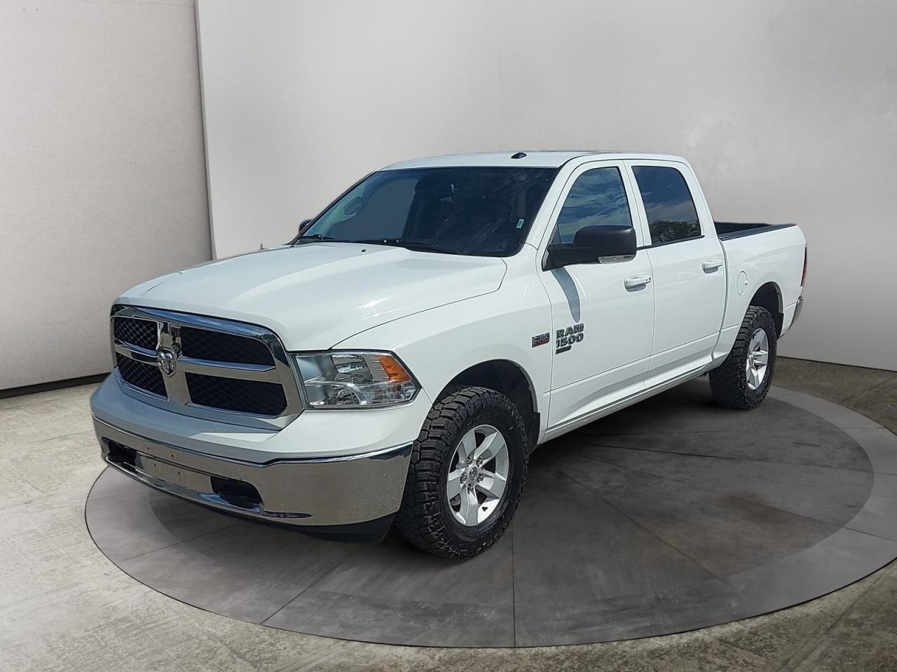 2022 RAM 1500 Classic SLT Photo0