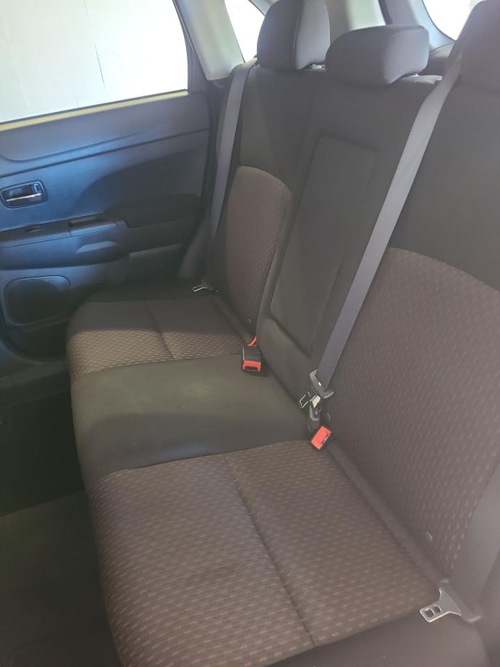 2017 Mitsubishi RVR SE - Photo #6