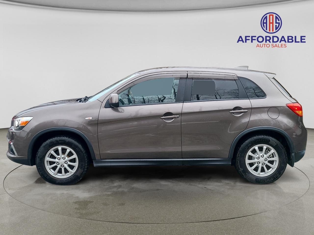 2017 Mitsubishi RVR SE - Photo #2