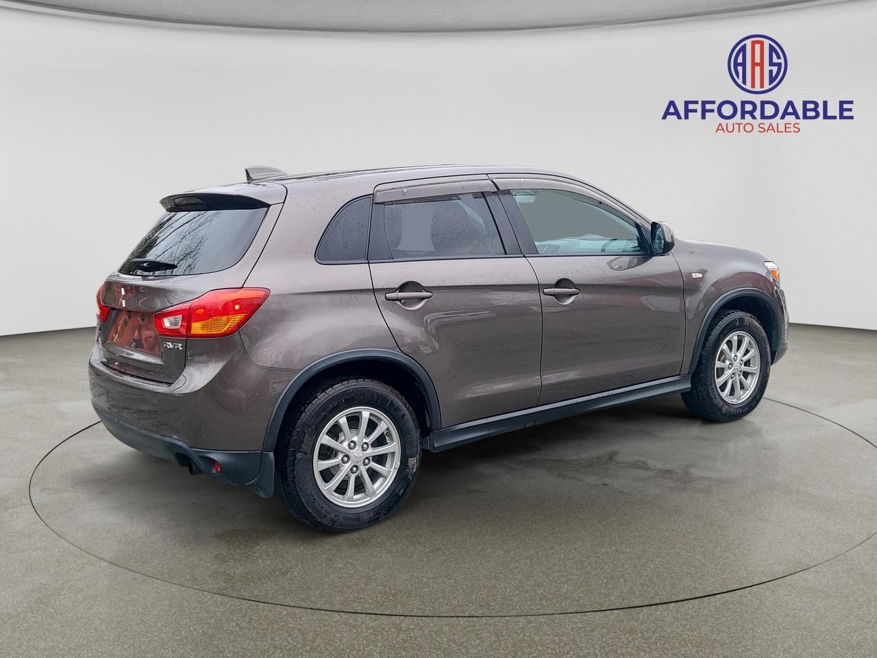 2017 Mitsubishi RVR SE - Photo #5