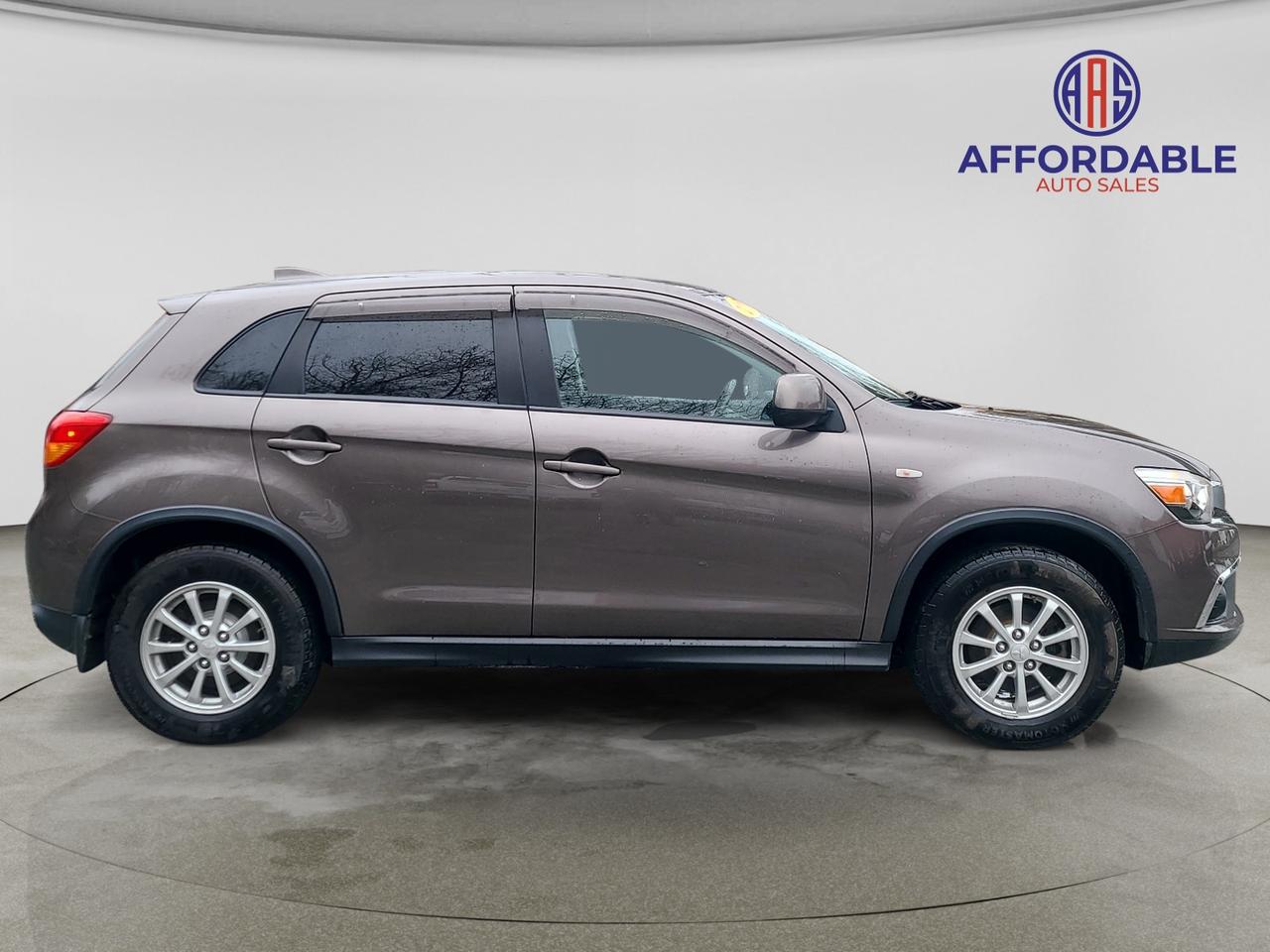 2017 Mitsubishi RVR SE - Photo #6