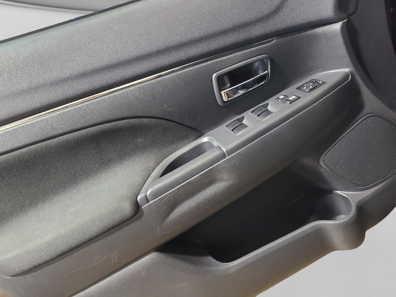 2017 Mitsubishi RVR SE - Photo #11