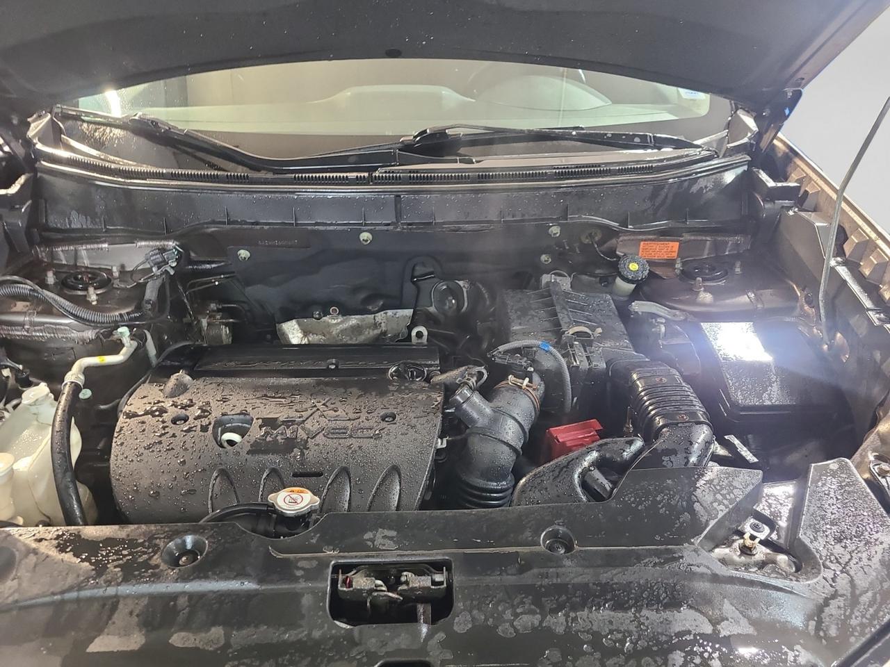 2017 Mitsubishi RVR SE - Photo #19