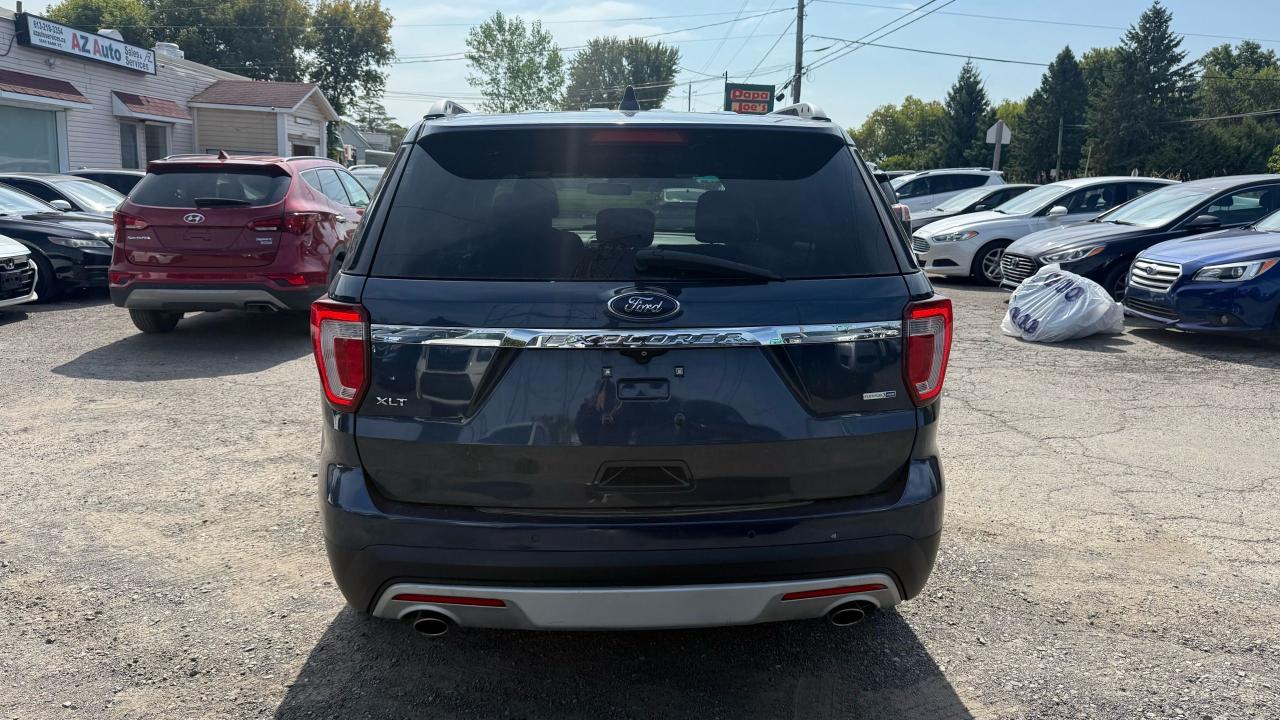 2016 Ford Explorer XLT Photo3