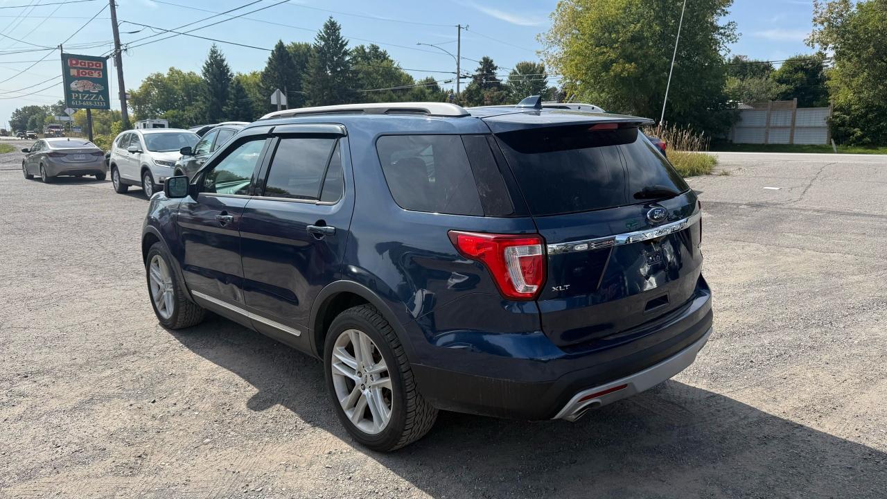 2016 Ford Explorer XLT - Photo #3