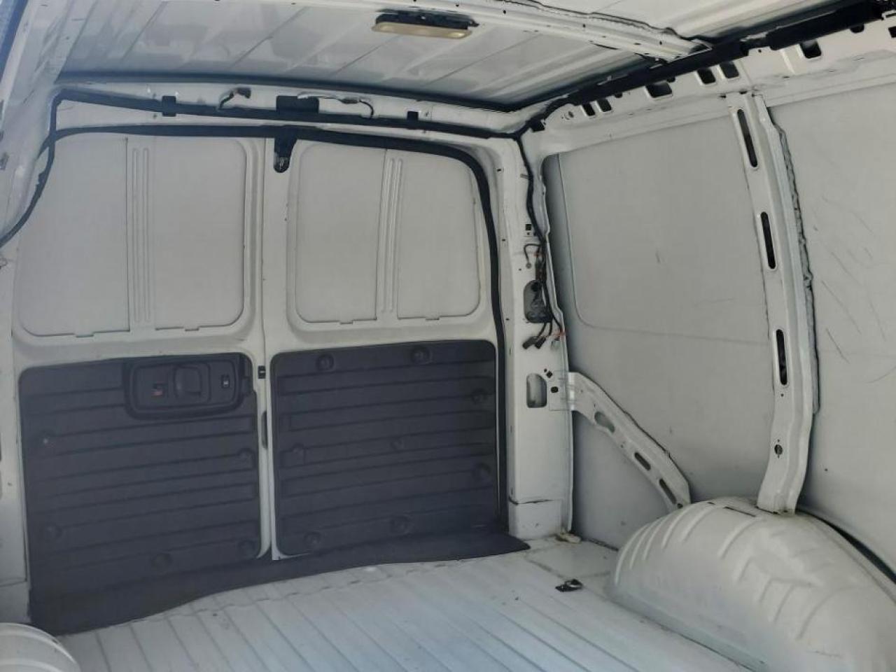 2020 Chevrolet Express Cargo Van RWD 2500 135"-LADDER RACKS & SHELVING&DIVIDING WAL - Photo #17
