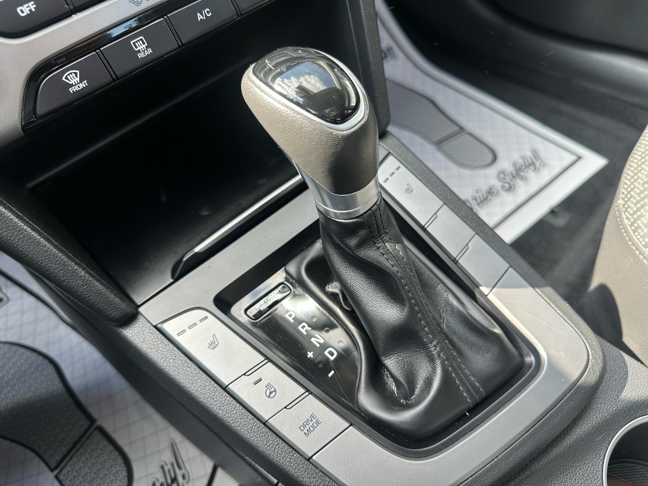 2017 Hyundai Elantra Limited SE - Photo #14