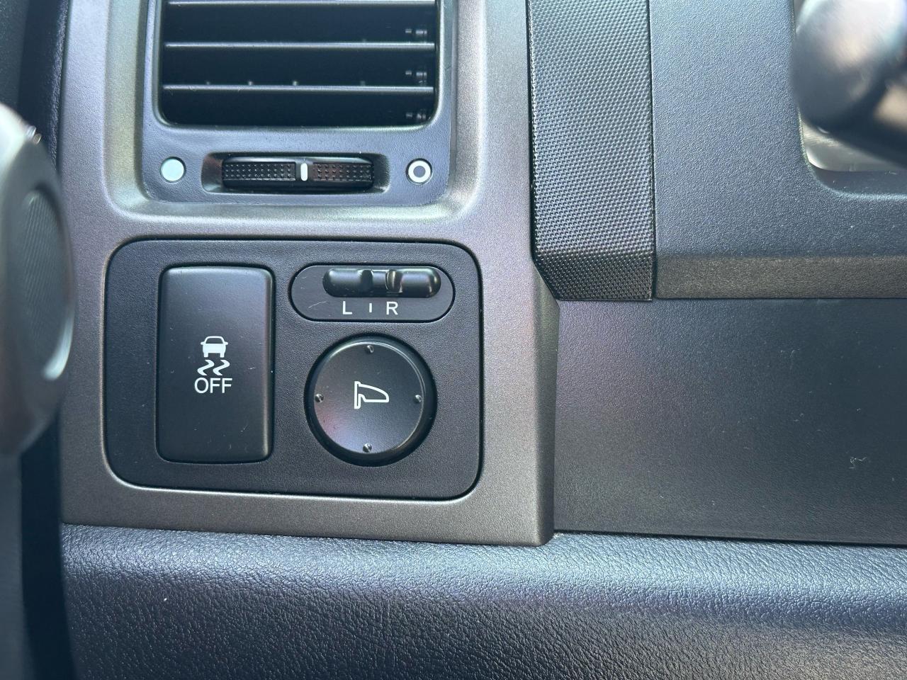2011 Honda CR-V EX-L - Photo #18