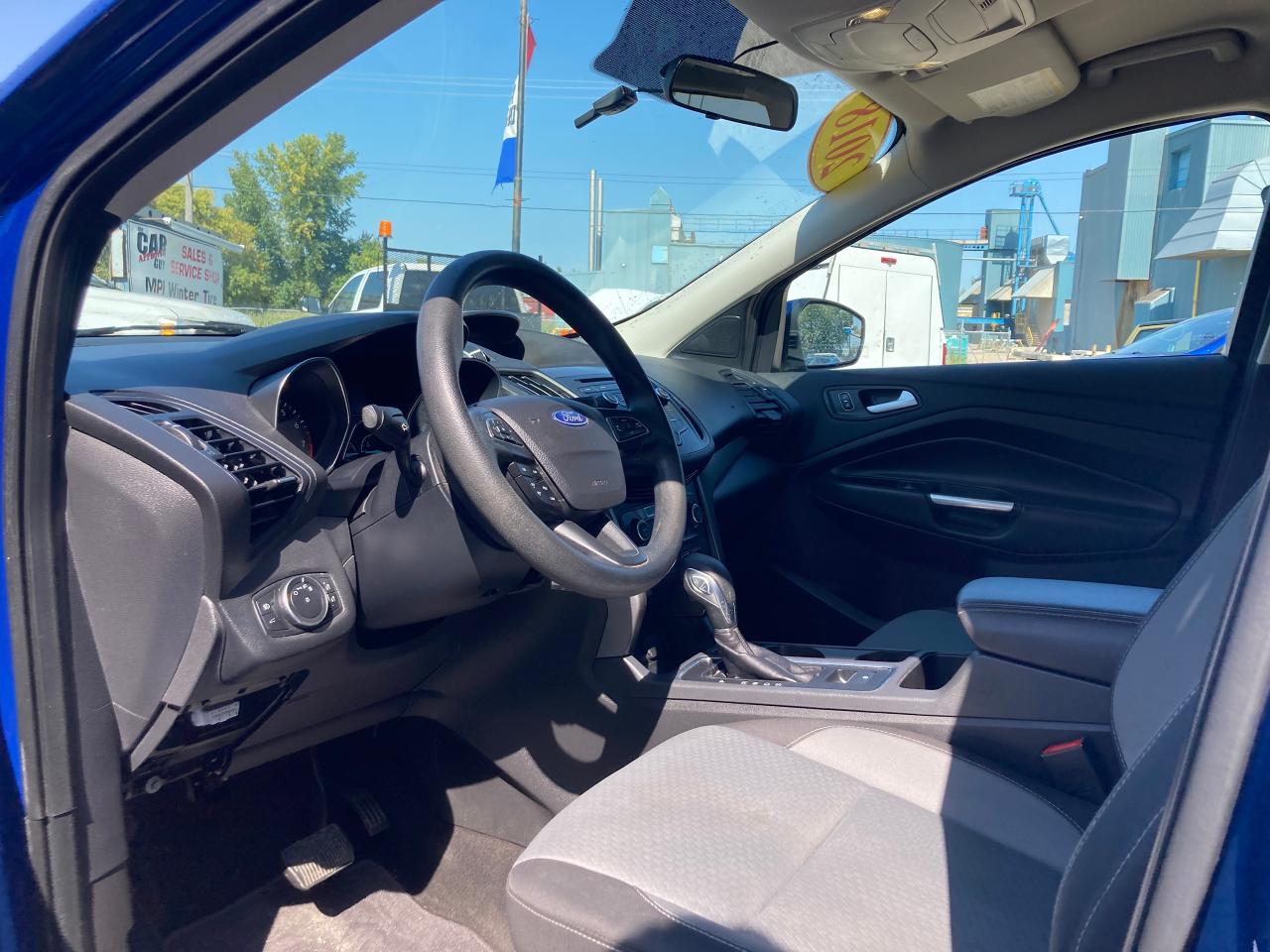 2018 Ford Escape SE - Photo #8