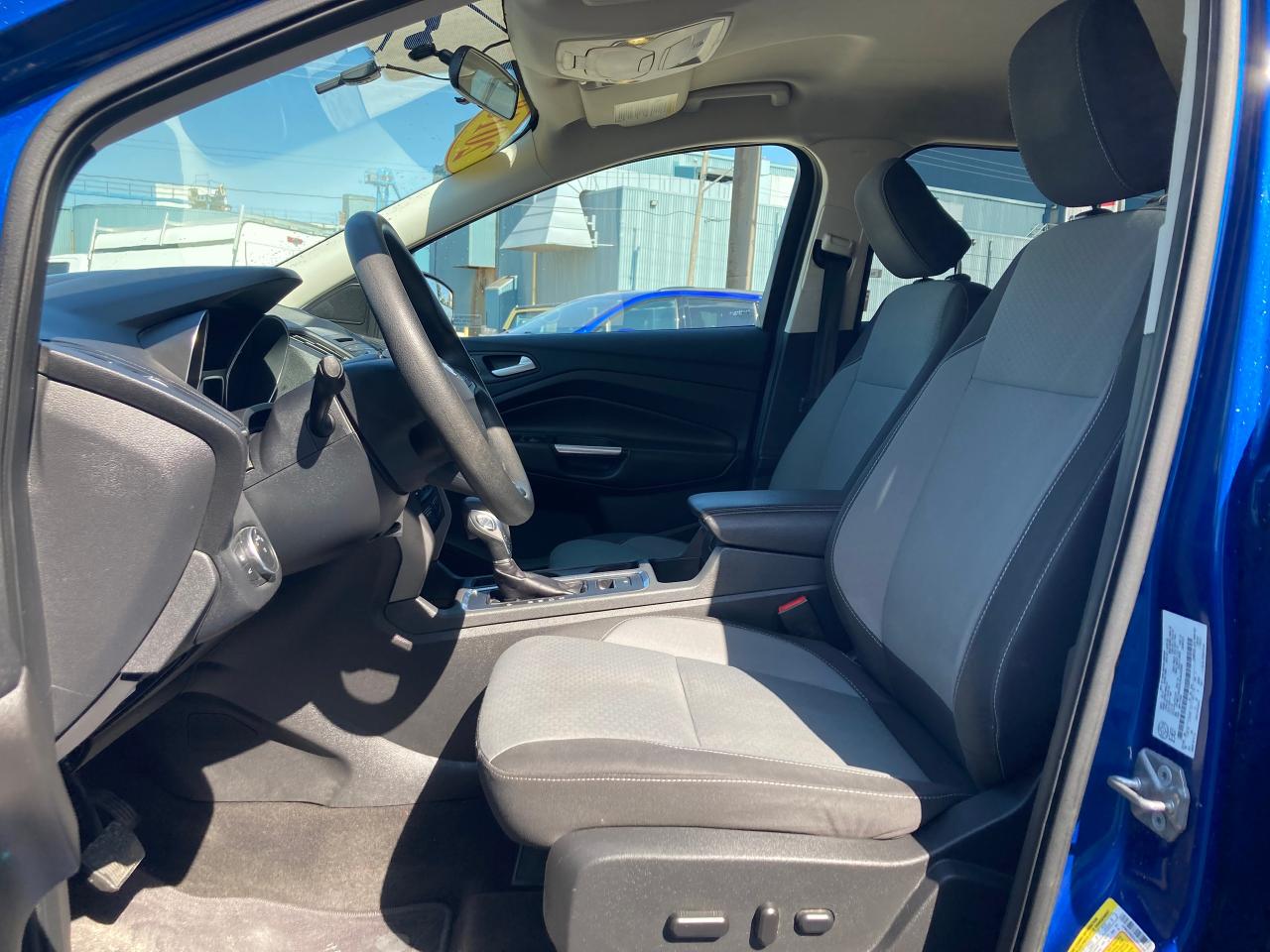 2018 Ford Escape SE - Photo #10