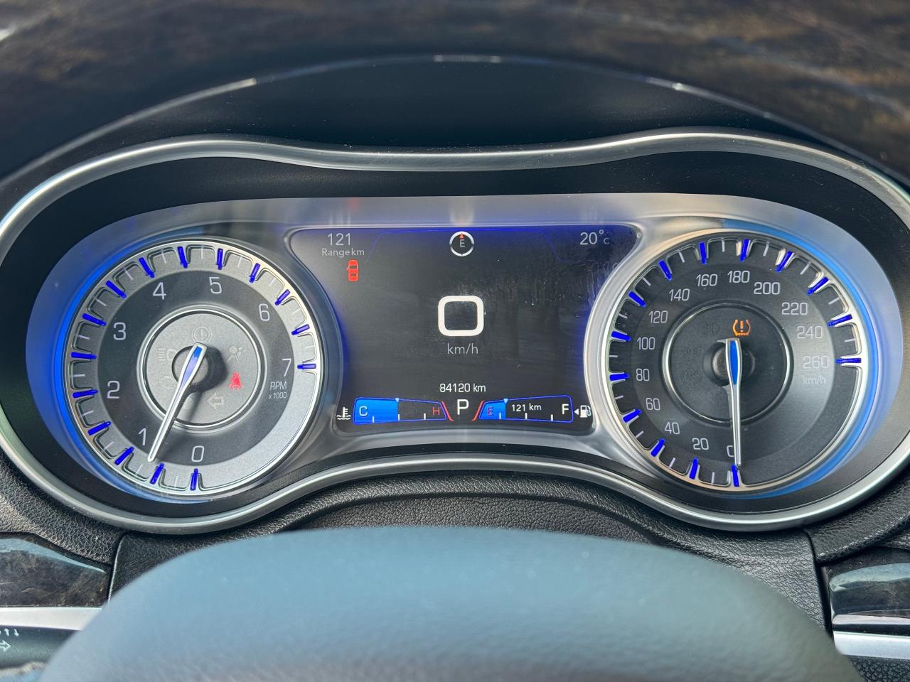2018 Chrysler 300 300 Limited **ALL WHEEL DRIVE** - Photo #21
