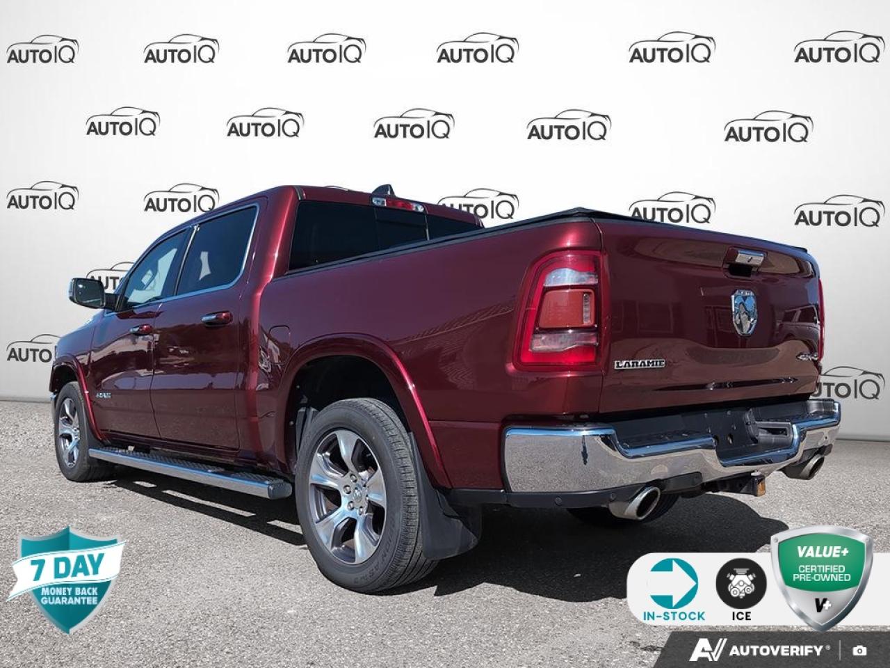 2019 RAM 1500 Laramie 5.7L HEMI | DUAL PANE PANO SUNROOF Photo3