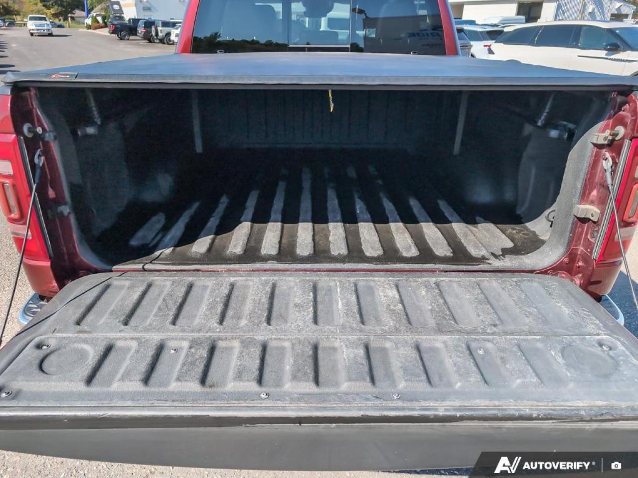 2019 RAM 1500 Laramie 5.7L HEMI | DUAL PANE PANO SUNROOF Photo