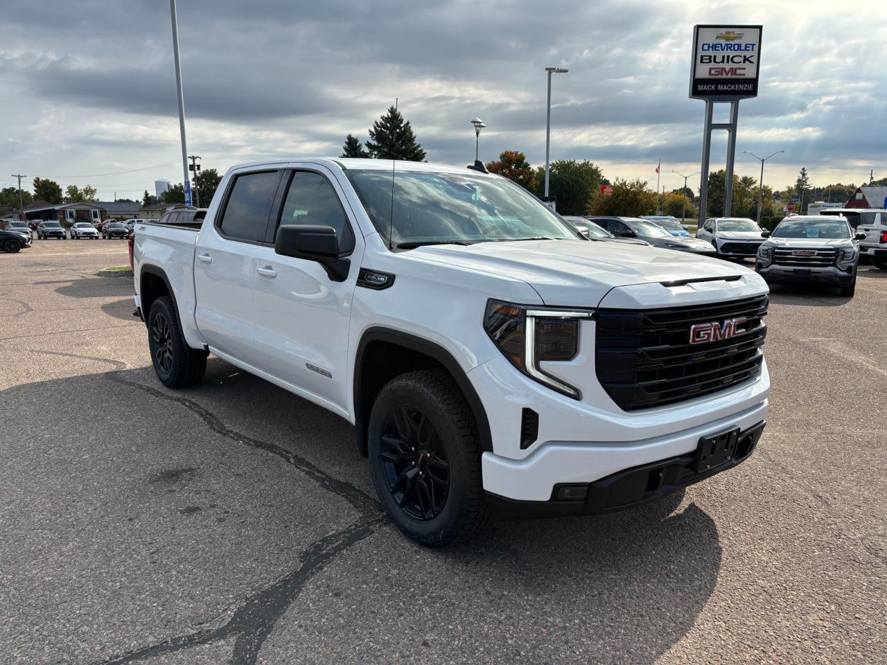 2026 GMC Sierra 1500 2026 GMC Sierra Elevation Crew Cab 4WD Photo