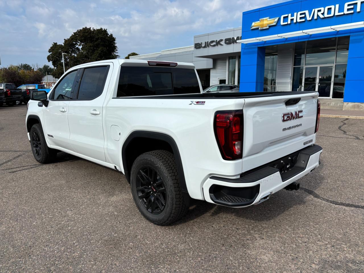 2026 GMC Sierra 1500 2026 GMC Sierra Elevation Crew Cab 4WD Photo