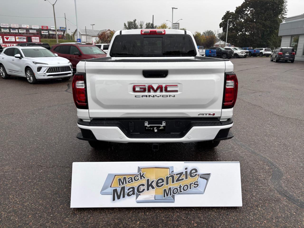 2026 GMC Canyon 2026 GMC Canyon AT4 4WD Photo