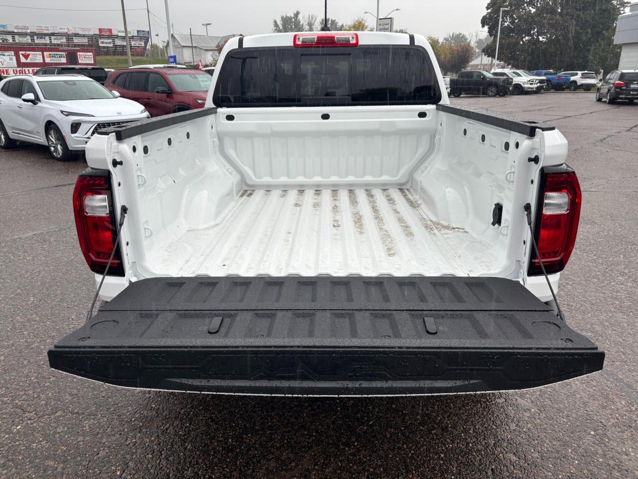 2026 GMC Canyon 2026 GMC Canyon AT4 4WD Photo