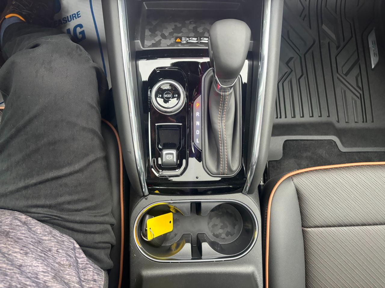 2026 GMC Canyon 2026 GMC Canyon AT4 4WD Photo