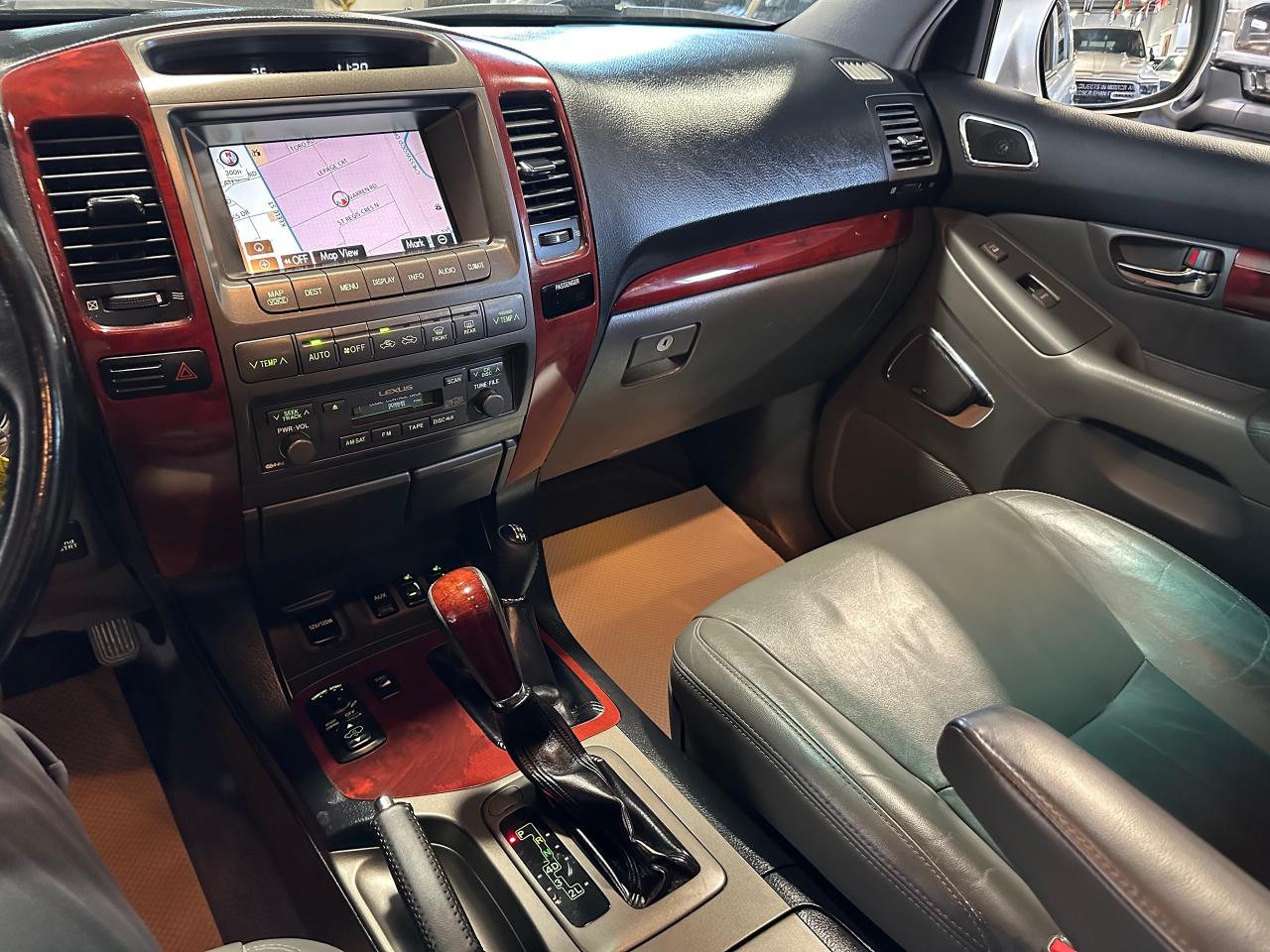 2009 Lexus GX 470  - Photo #43
