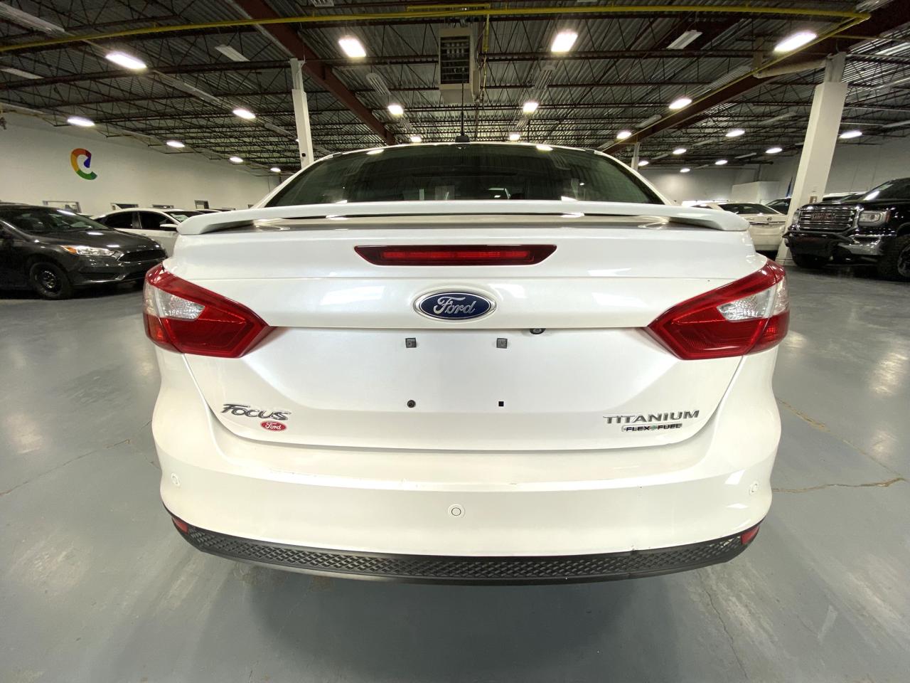 2014 Ford Focus Titanium - Photo #4