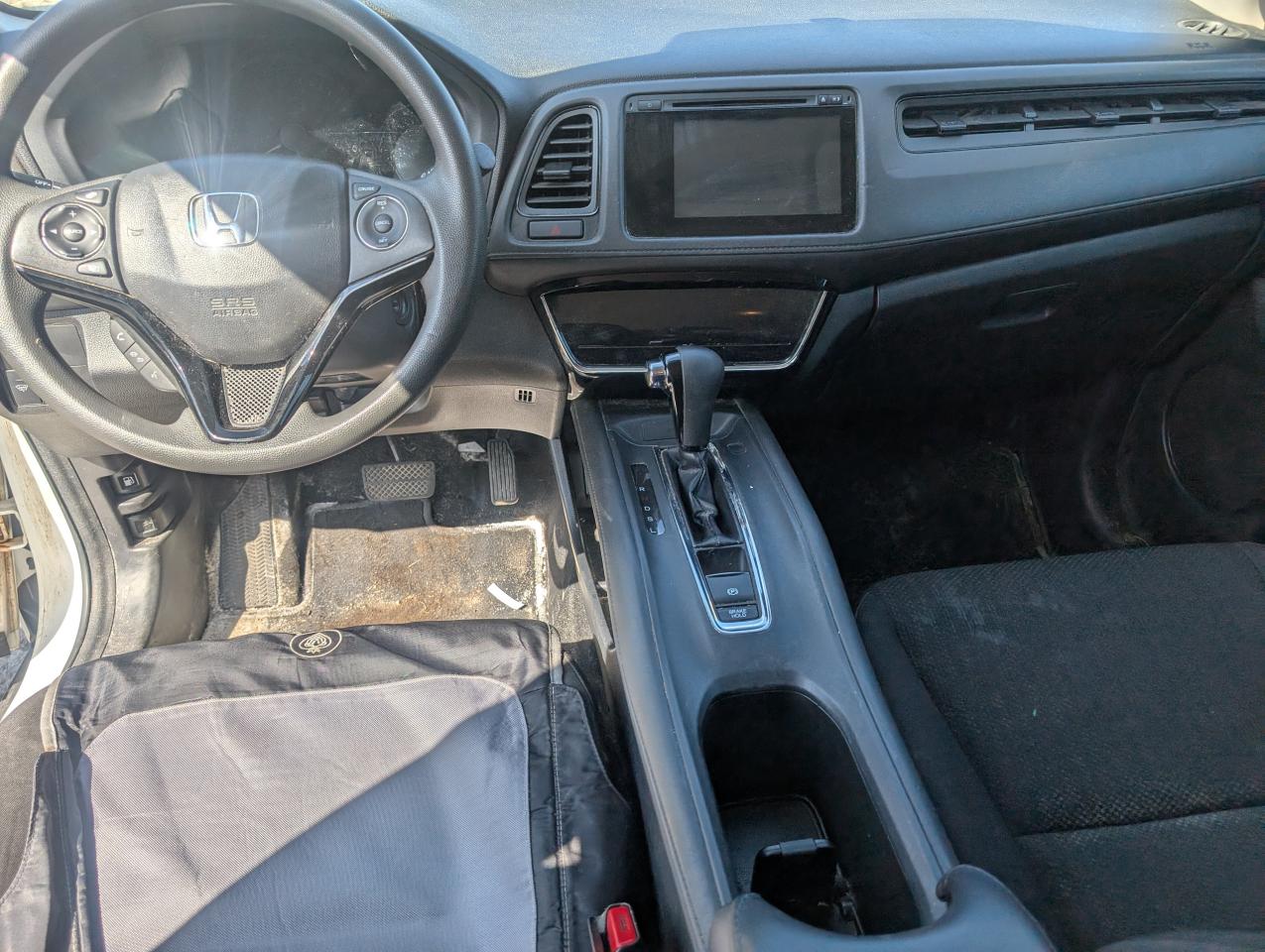 2017 Honda HR-V LX - Photo #5