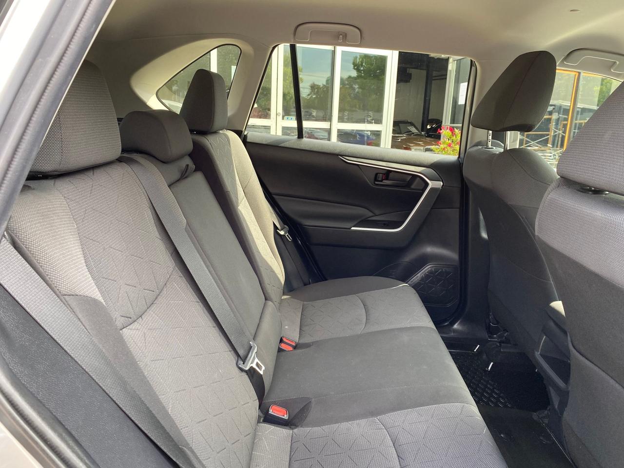 2020 Toyota RAV4 LE - Photo #23