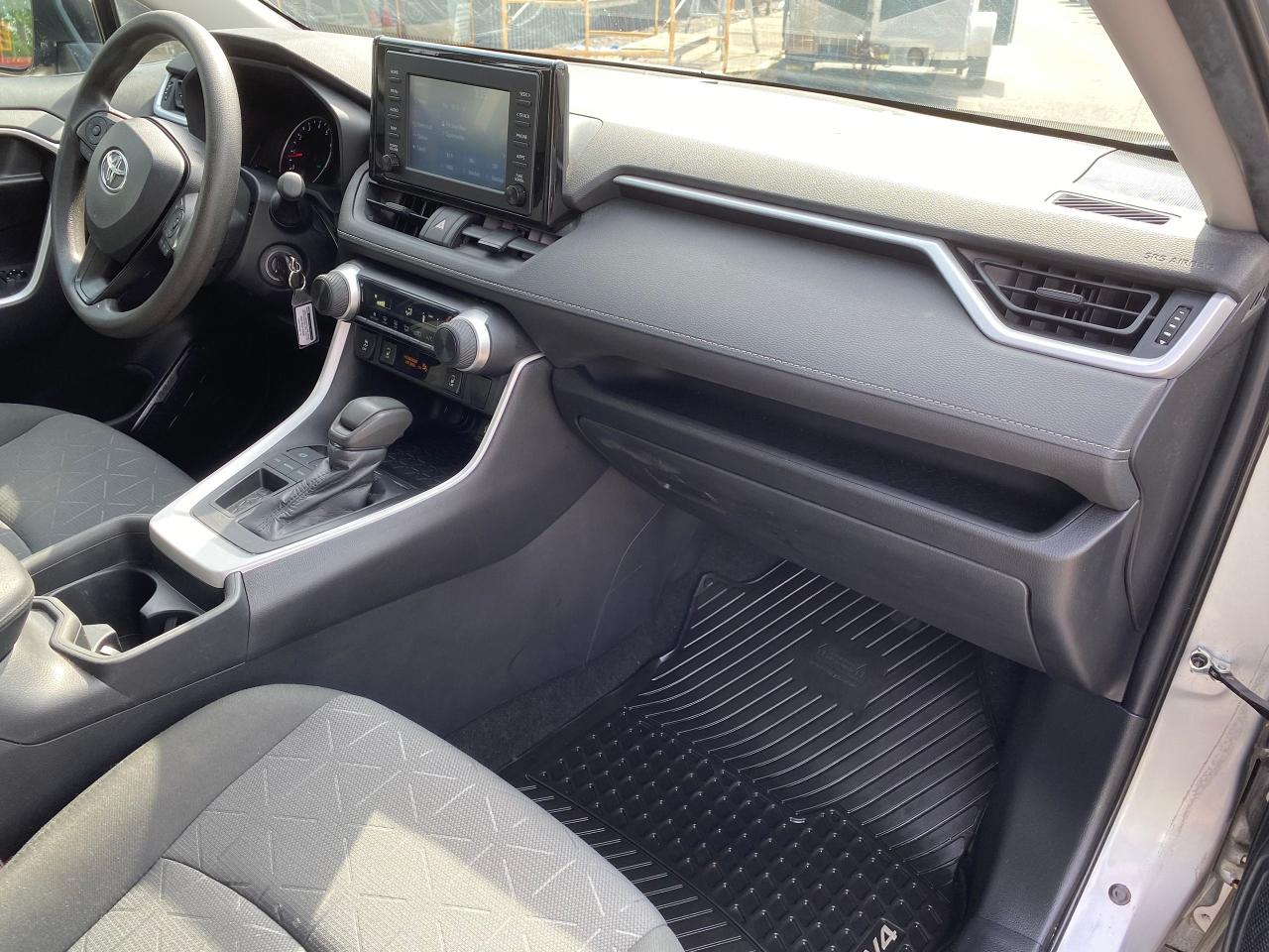 2020 Toyota RAV4 LE - Photo #28