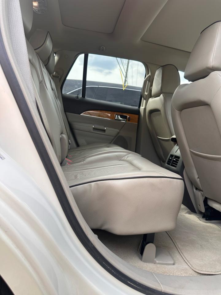 2013 Lincoln MKX  - Photo #5