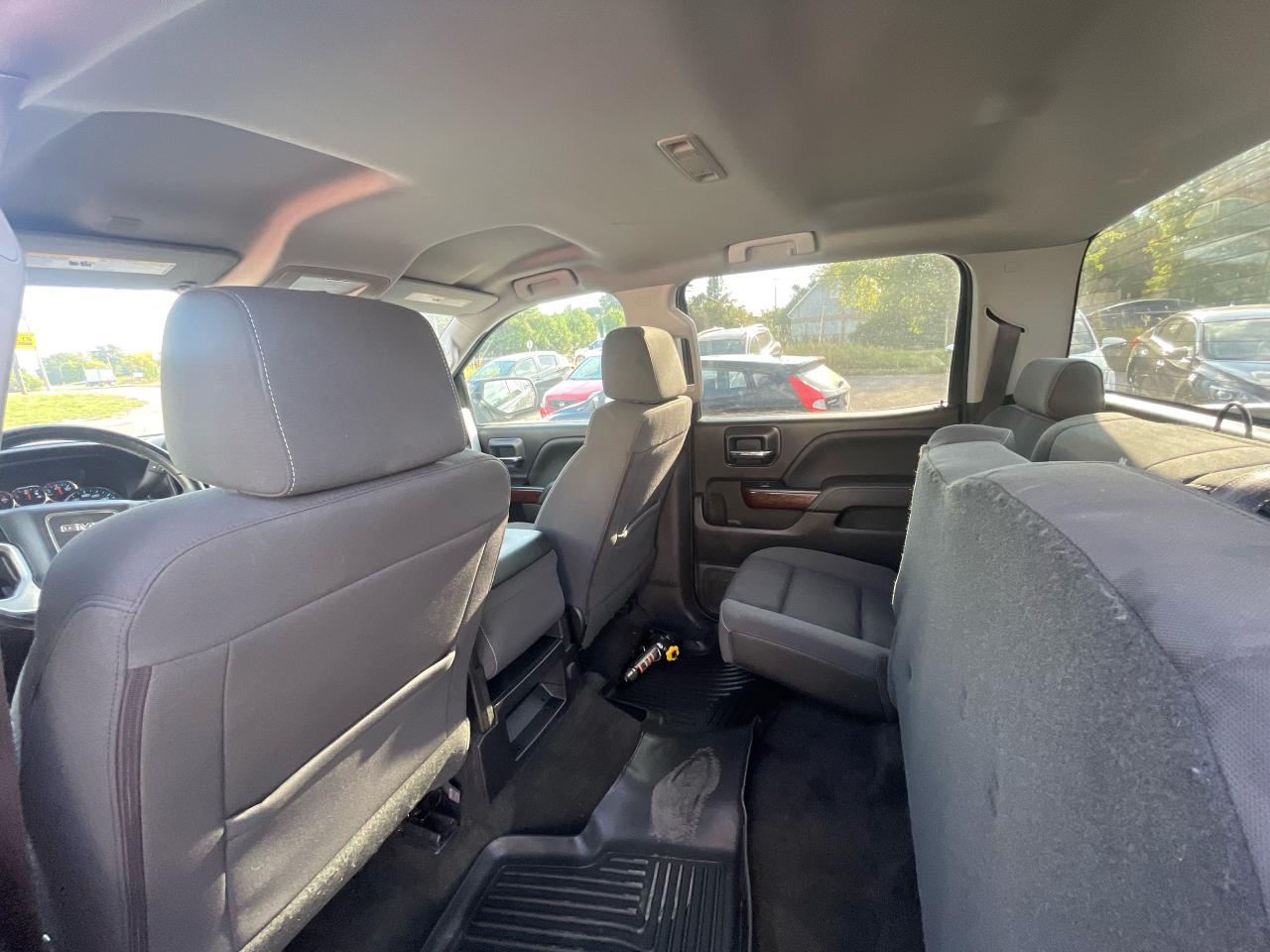 2017 GMC Sierra 1500 SLE - Photo #11