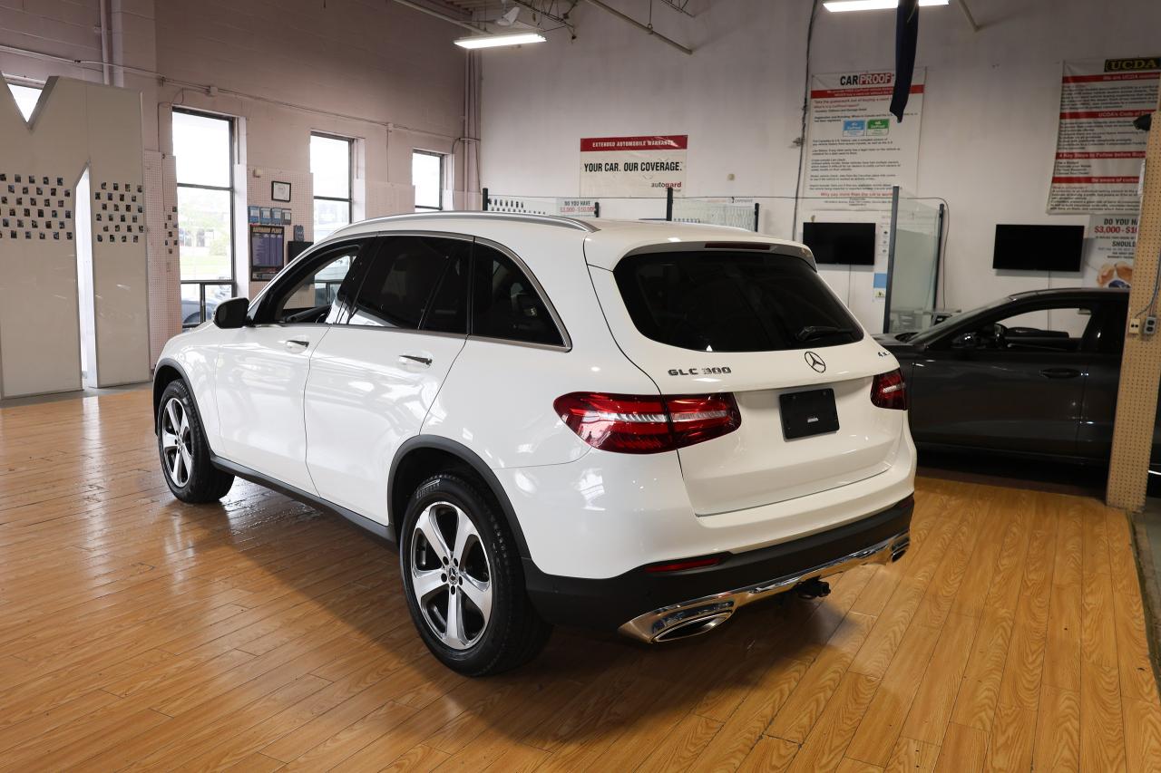 2019 Mercedes-Benz GLC-Class GLC300 4MATIC - PANO|NAVI|CAMERA|BLINDSPOT - Photo #4
