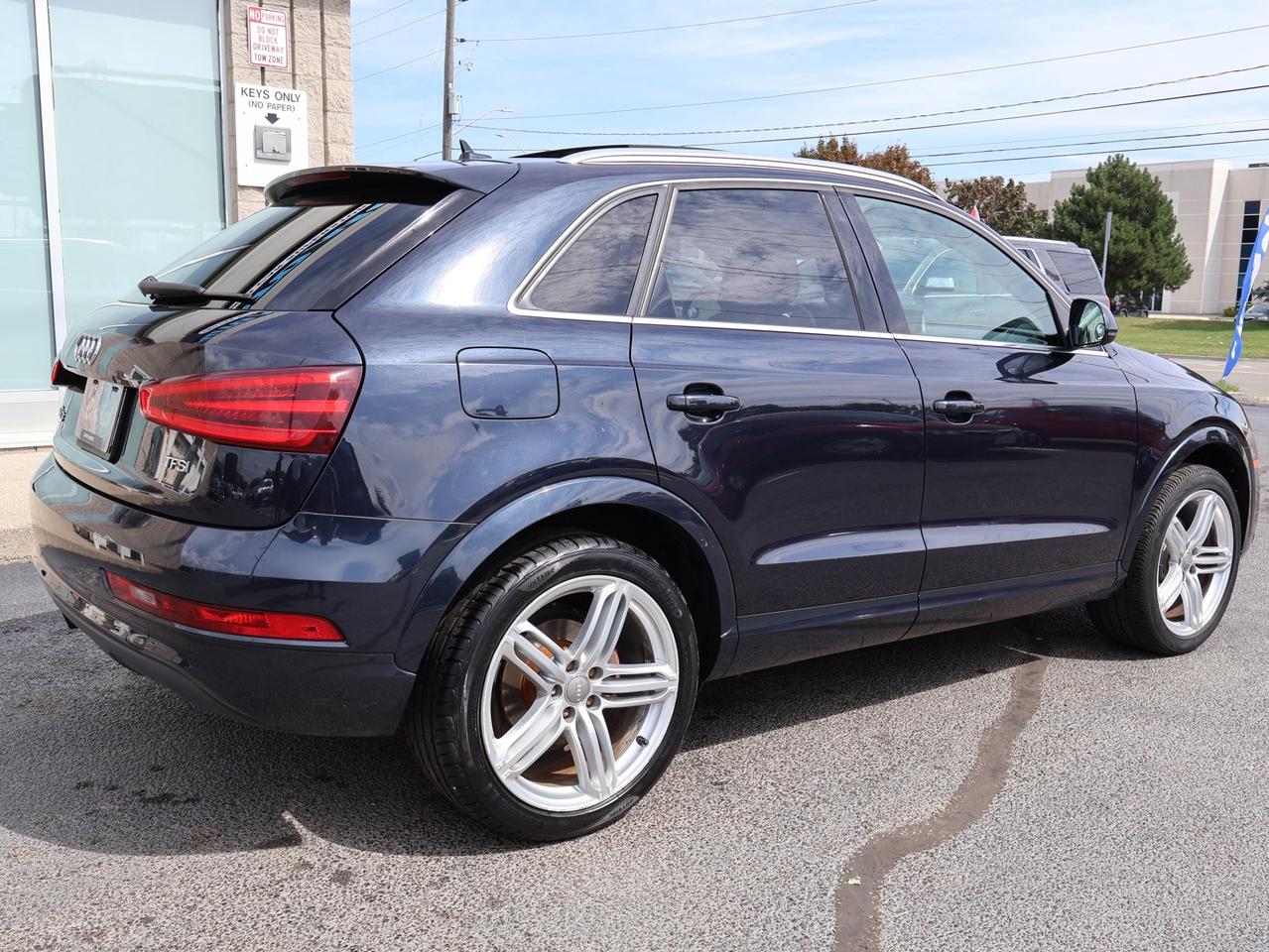2015 Audi Q3 PROGRESSIV CERTIFIED *ACCIDENT FREE*AUDI MAINTAIN* BLUETOOTH LEATHER HEATED SEATS PANO ROOF CRUISE ALLOYS Photo