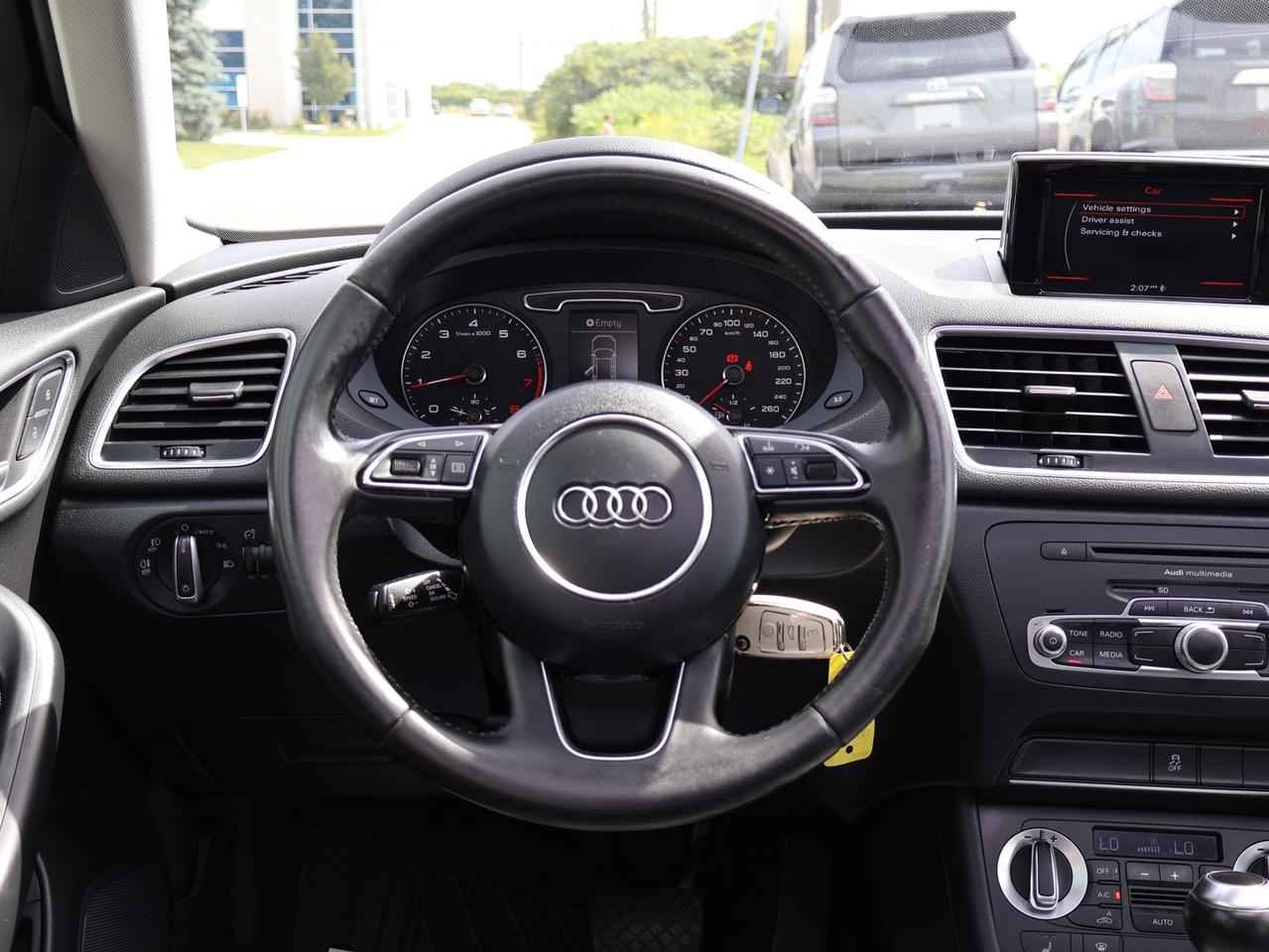 2015 Audi Q3 PROGRESSIV CERTIFIED *ACCIDENT FREE*AUDI MAINTAIN* BLUETOOTH LEATHER HEATED SEATS PANO ROOF CRUISE ALLOYS Photo