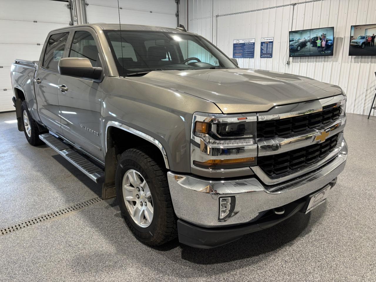Used 2017 Chevrolet Silverado 1500 LT Crew Cab 4WD #Apple CarPlay for sale in Brandon, MB