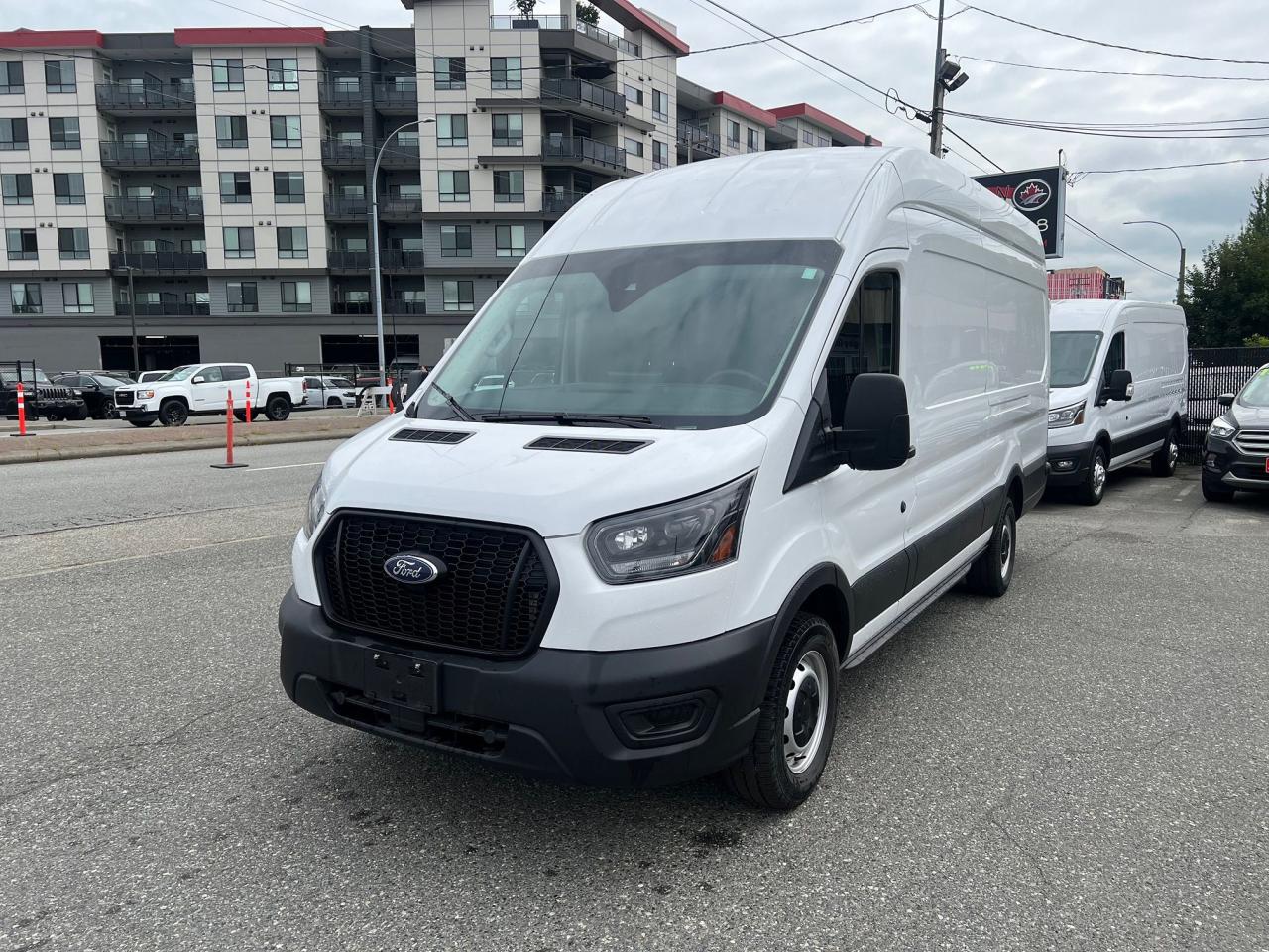 2023 Ford Transit Cargo Van T-350 148" EL Hi Rf 9500 GVWR RWD Photo3