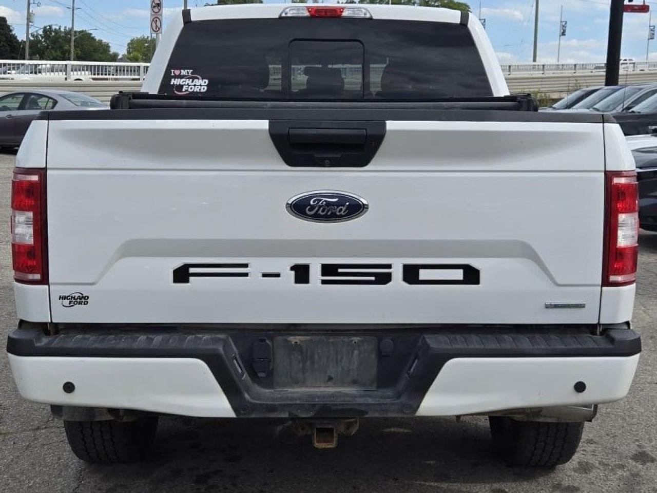 2019 Ford F-150 XLT / NO ACCIDENTS / NAV / 4X4 / TOW PACK / CREW - Photo #3