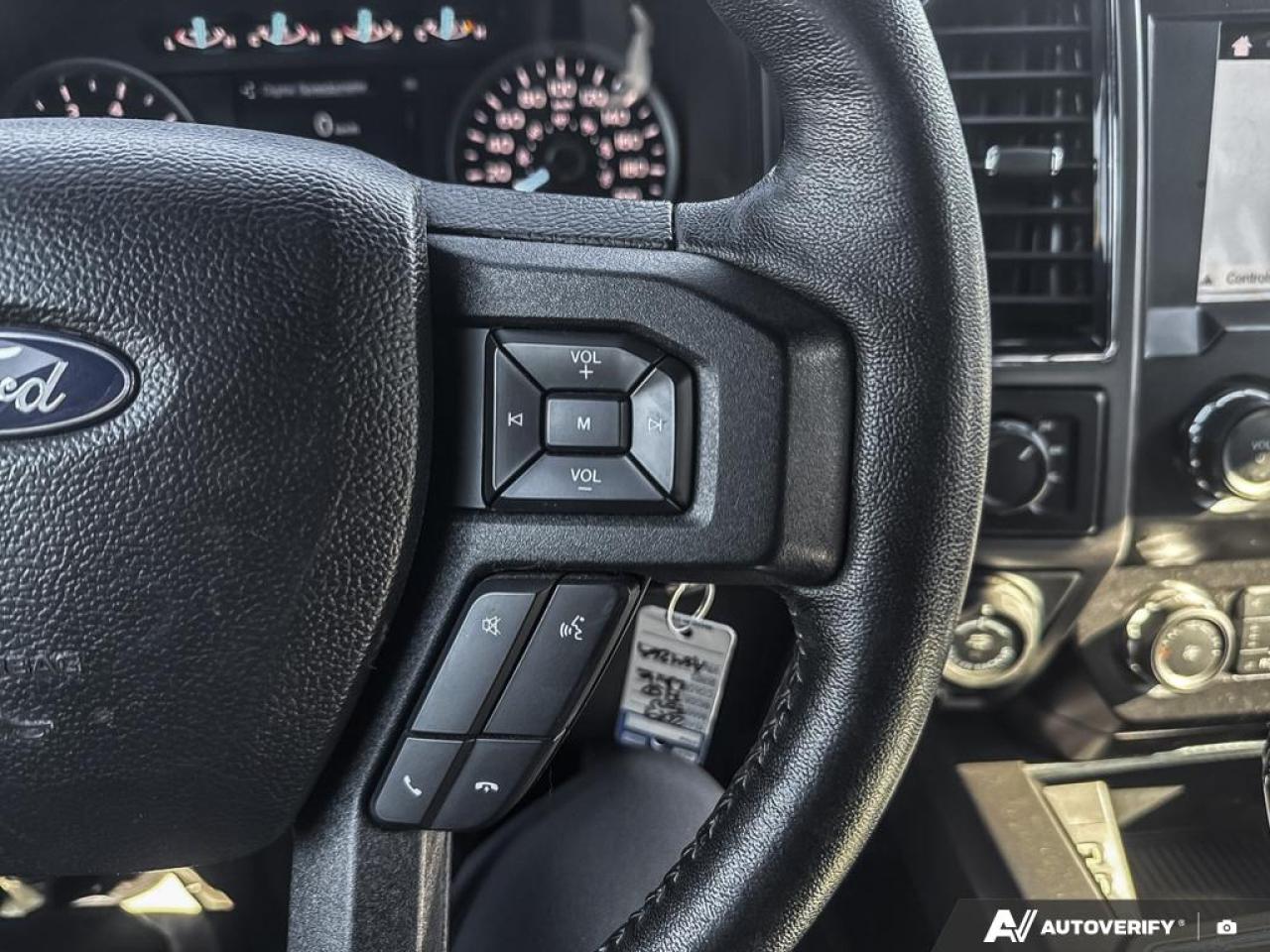 2019 Ford F-150 SPORT / NO ACCIDENTS / NAV / 4X4 / TOW PACK / CREW - Photo #20