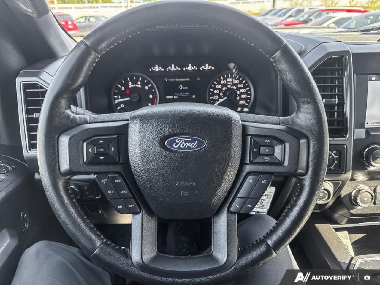 2019 Ford F-150 SPORT / NO ACCIDENTS / NAV / 4X4 / TOW PACK / CREW - Photo #18