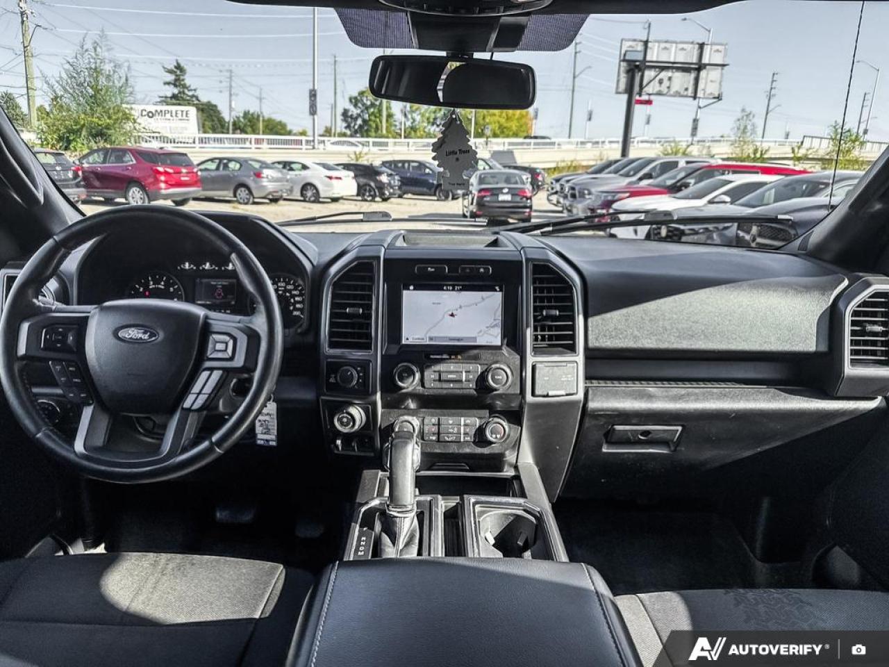 2019 Ford F-150 SPORT / NO ACCIDENTS / NAV / 4X4 / TOW PACK / CREW - Photo #12