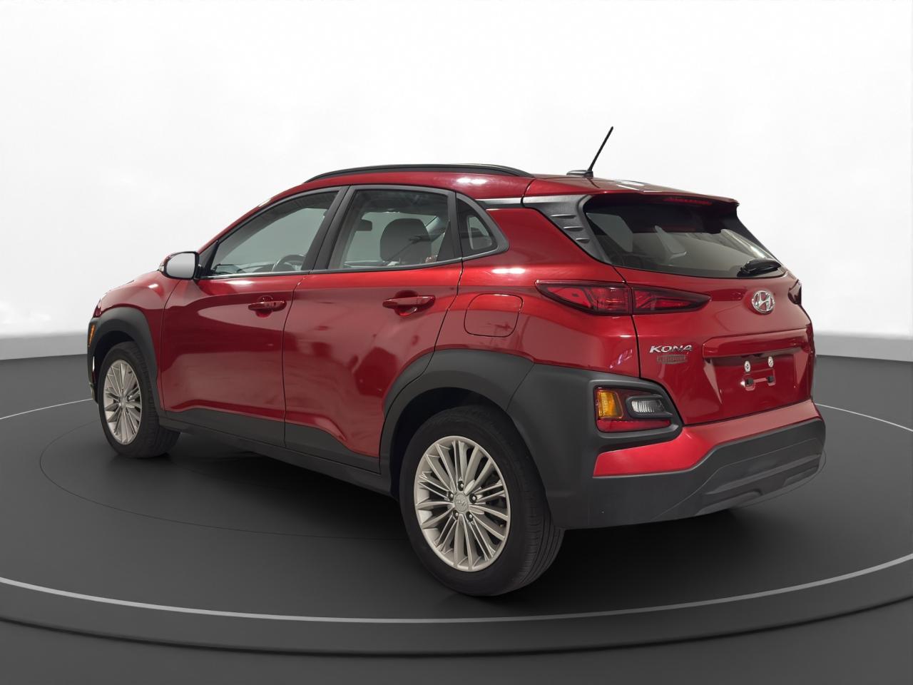 2021 Hyundai KONA Preferred Photo4