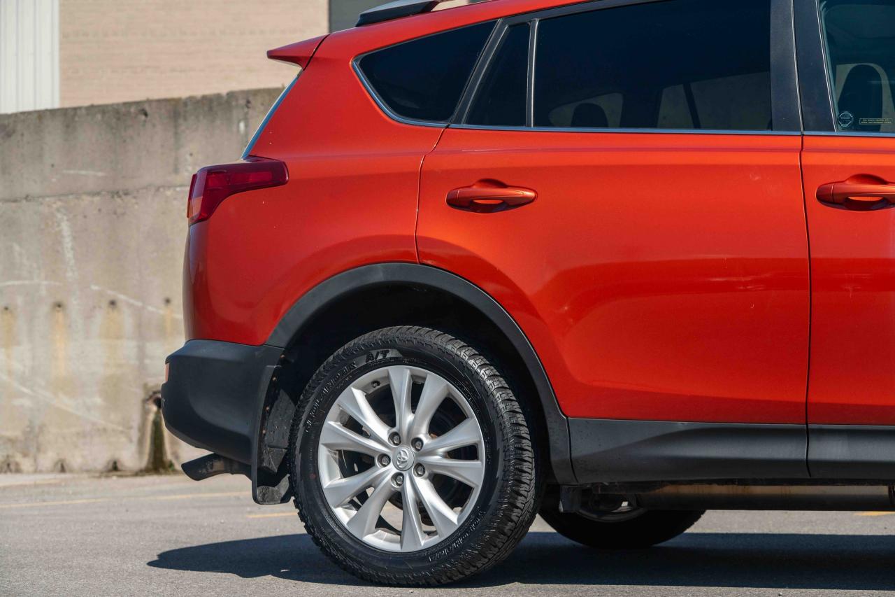 2015 Toyota RAV4 LIMITED  - Photo #13
