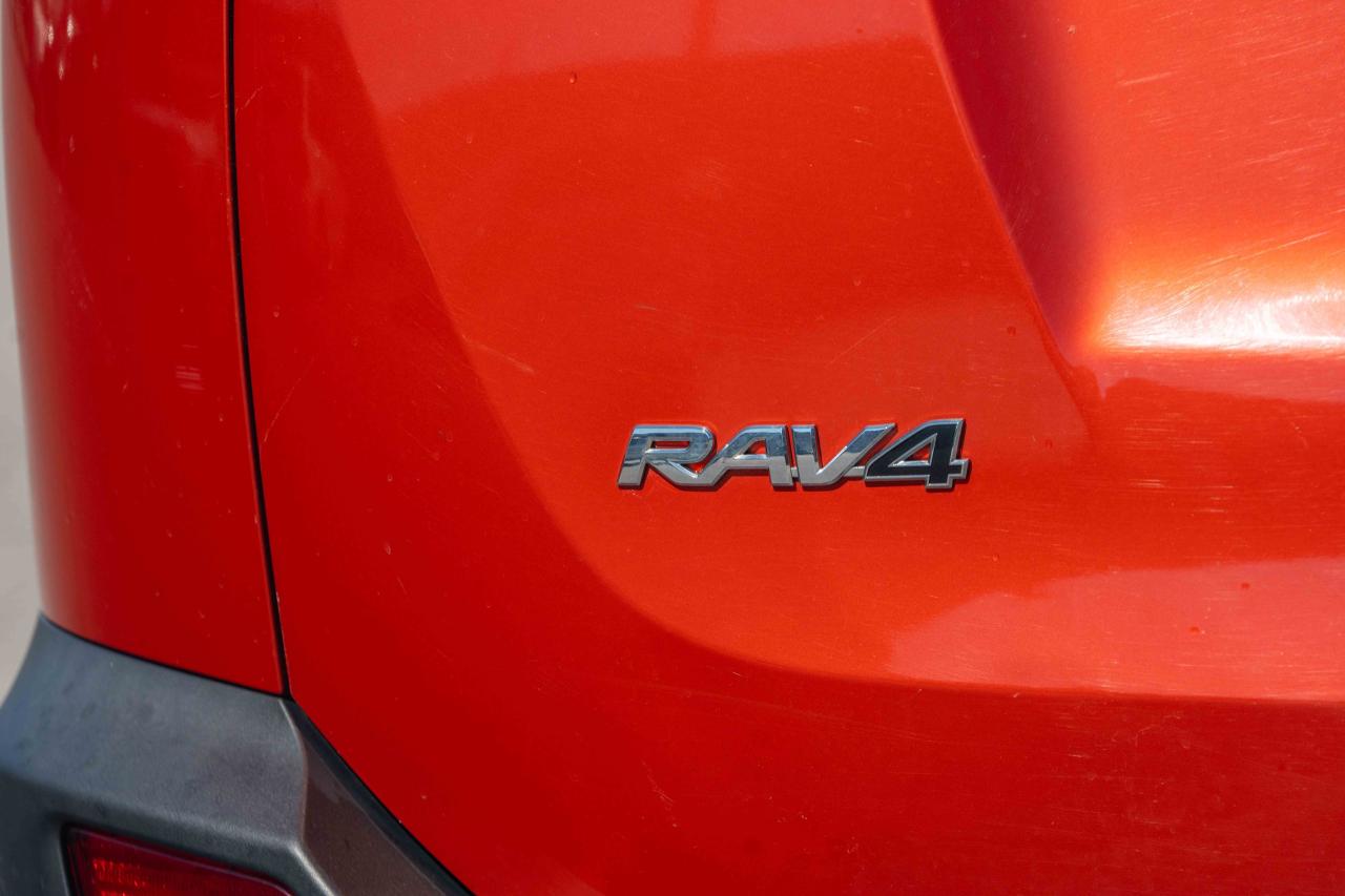 2015 Toyota RAV4 LIMITED  - Photo #18