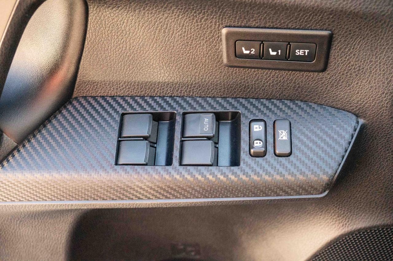 2015 Toyota RAV4 LIMITED  - Photo #26