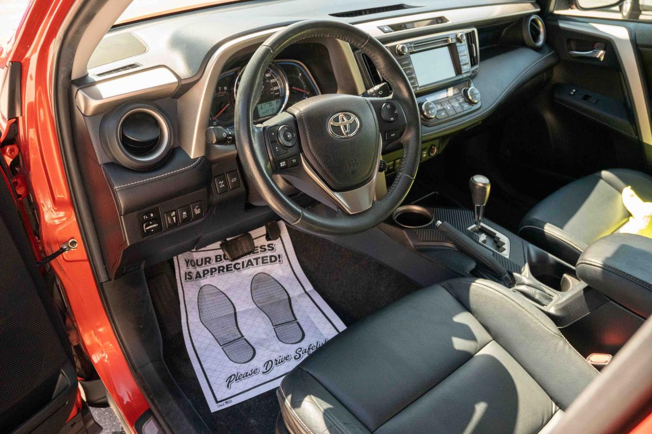 2015 Toyota RAV4 LIMITED  - Photo #28