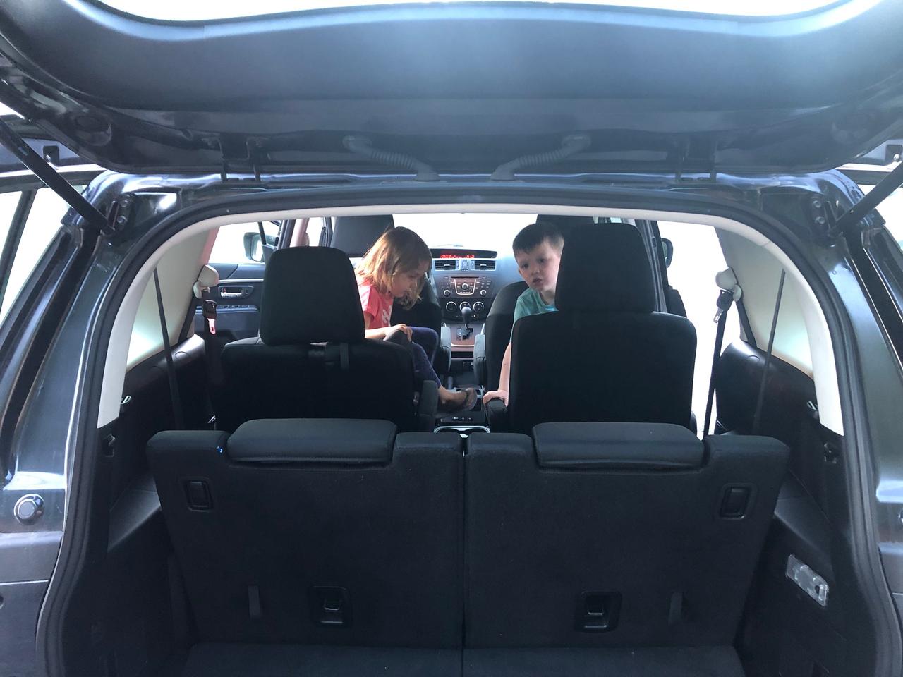 2017 Mazda MAZDA5 GS Photo
