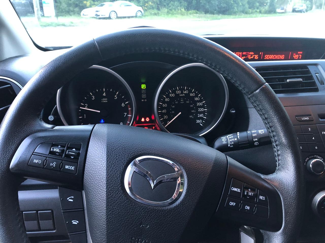 2017 Mazda MAZDA5 GS - Photo #9