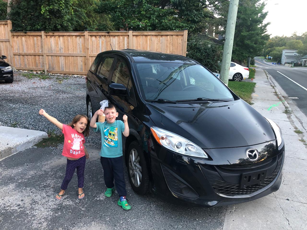 2017 Mazda MAZDA5 GS - Photo #3