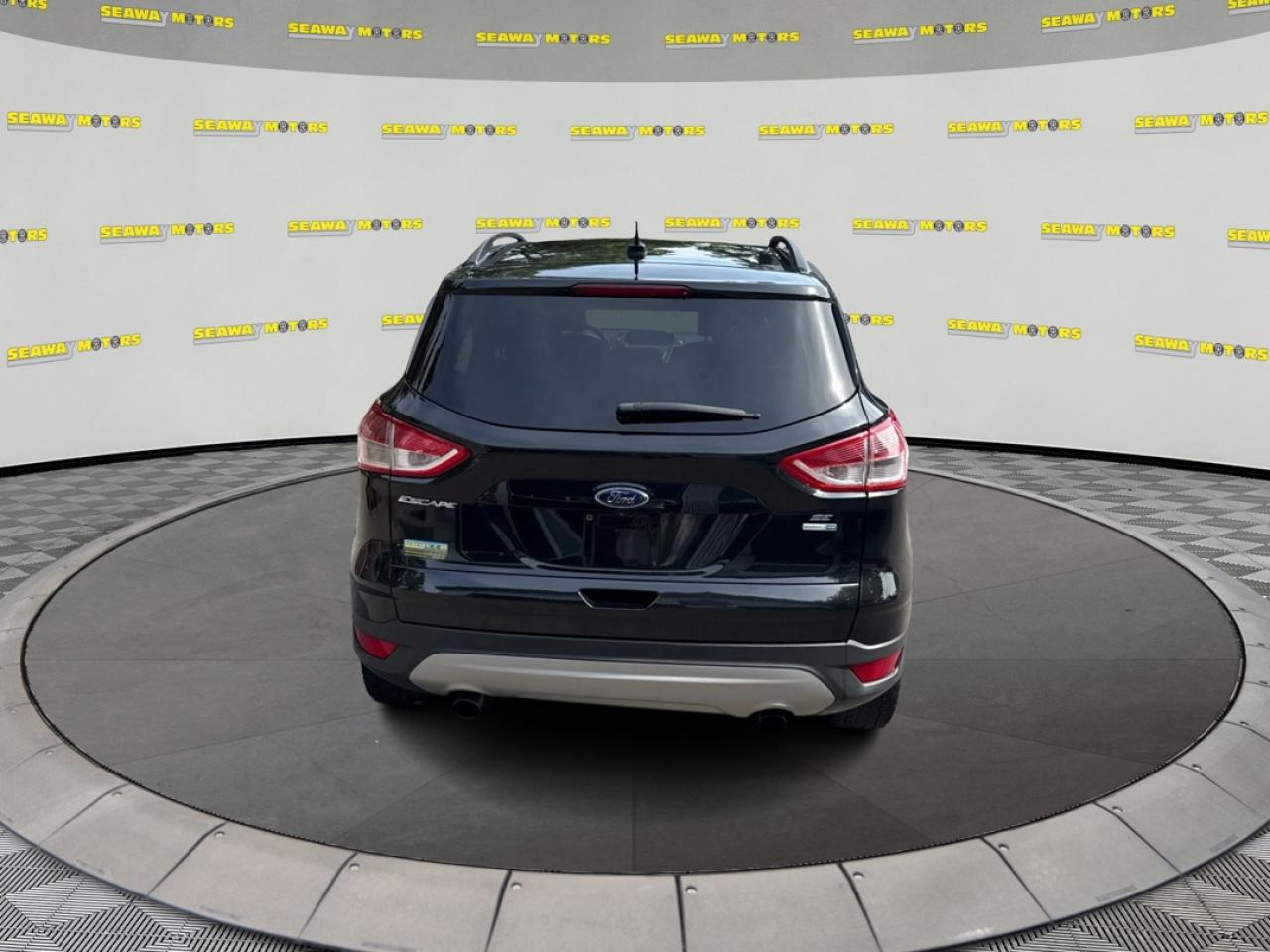 2014 Ford Escape  - Photo #4