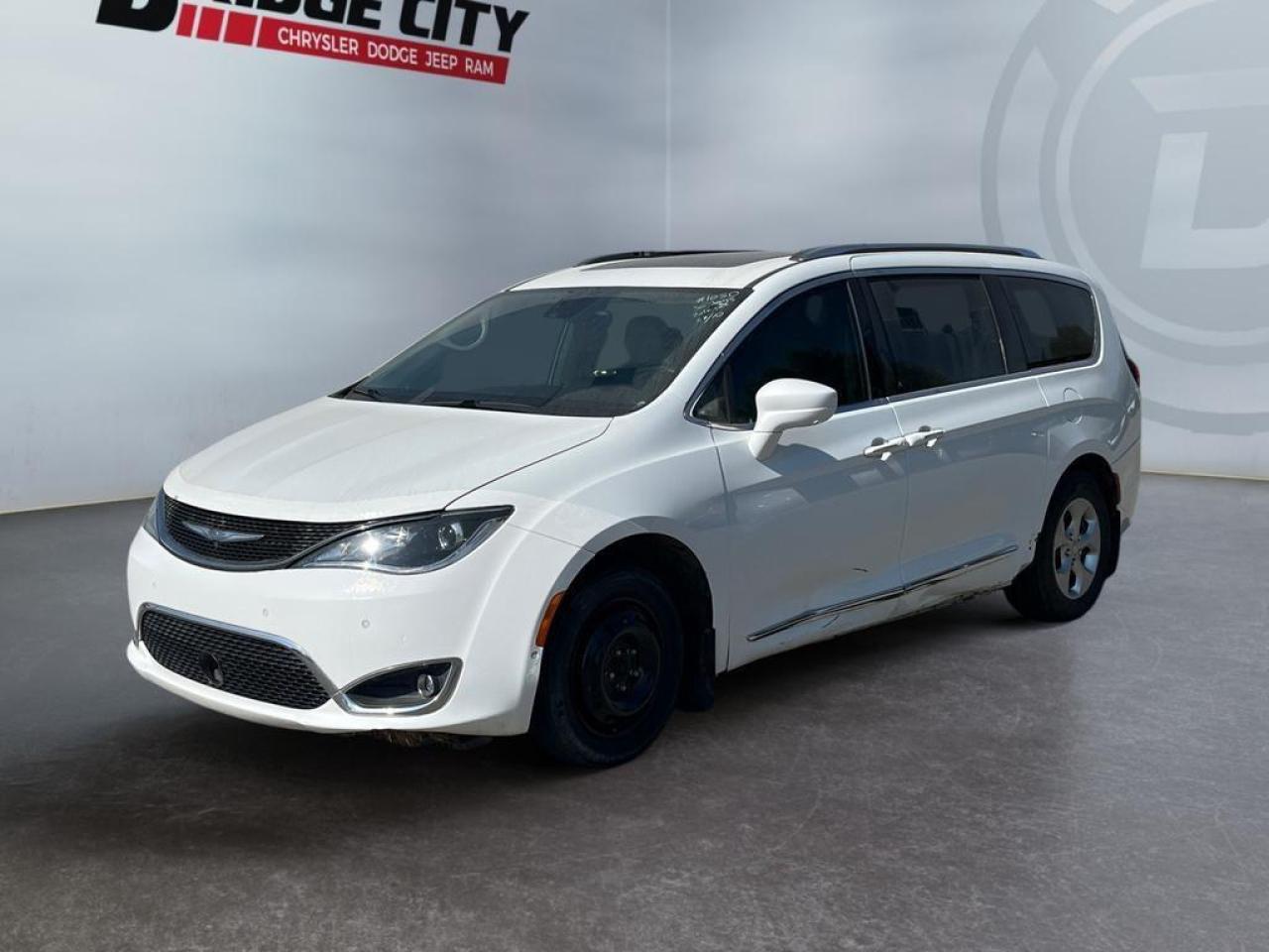 Used 2017 Chrysler Pacifica Touring-L Plus 3.6L V6 - Advanced Safety Pkg - Panoramic Sunroof - 8.4 Screen - Uconnect Theatre pkg - Leather - Remote Start for sale in Lethbridge, AB