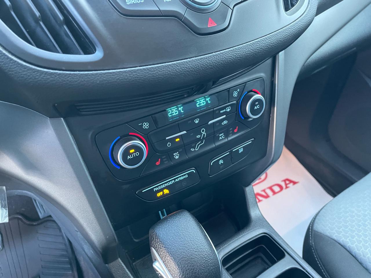 2018 Ford Escape SE Photo